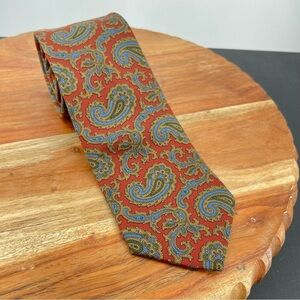 Vintage Burberry’s London VTG Oversized Paisley rust blue green 100% silk tie